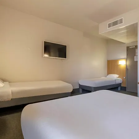 酒店 La Rochelle Beaulieu 2*