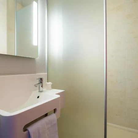 La Rochelle Beaulieu 2*