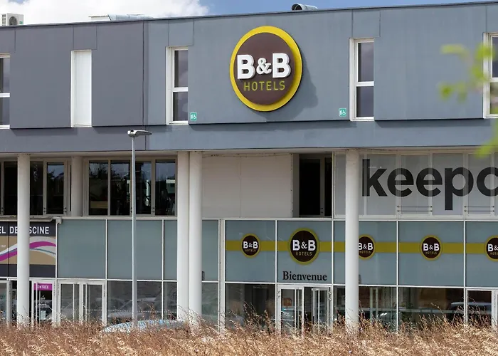 Hotel La Rochelle Beaulieu 2*