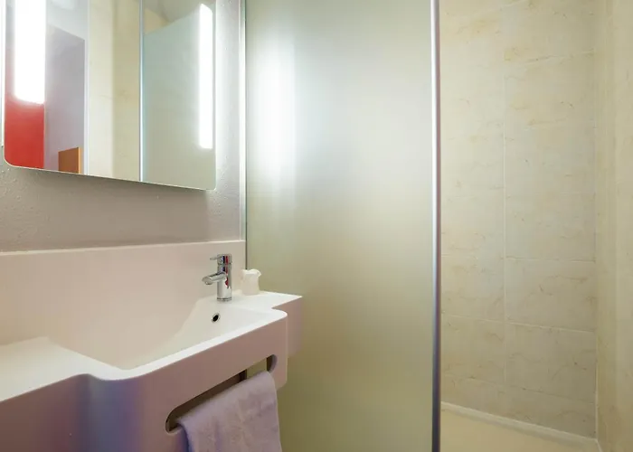 La Rochelle Beaulieu 2*