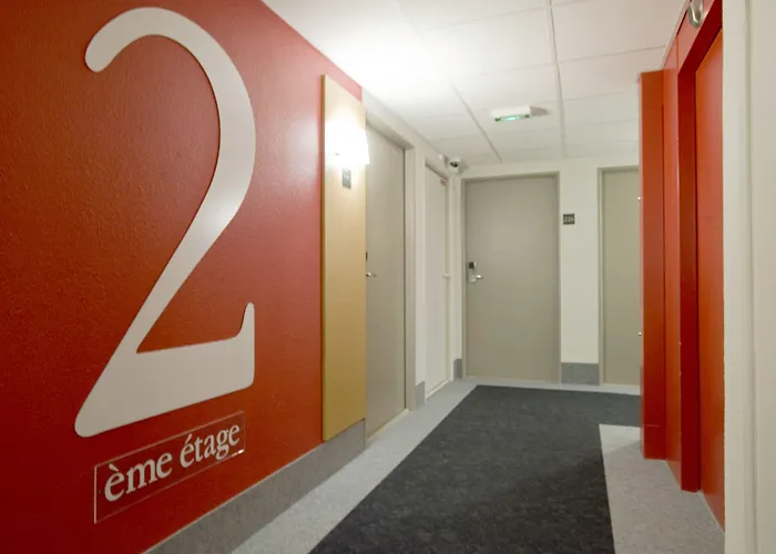 La Rochelle Beaulieu 2*