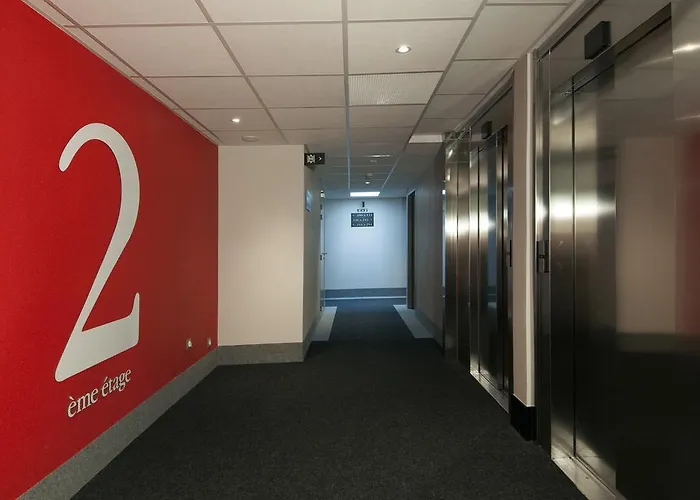 Hotel La Rochelle Beaulieu 2*